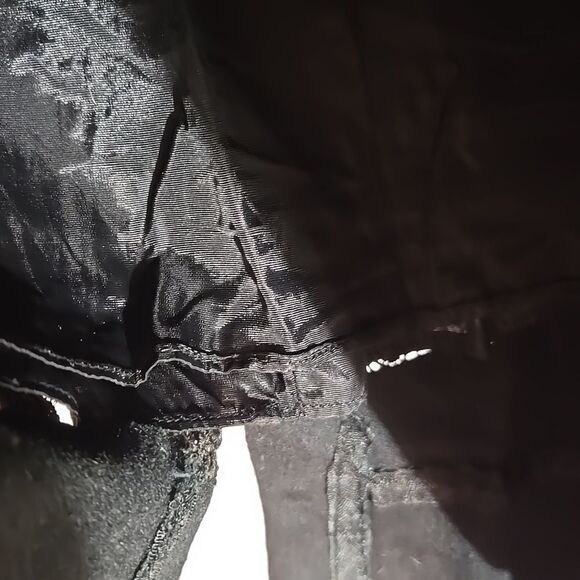 Vintage black wool midi skirt - Picture 4 of 9
